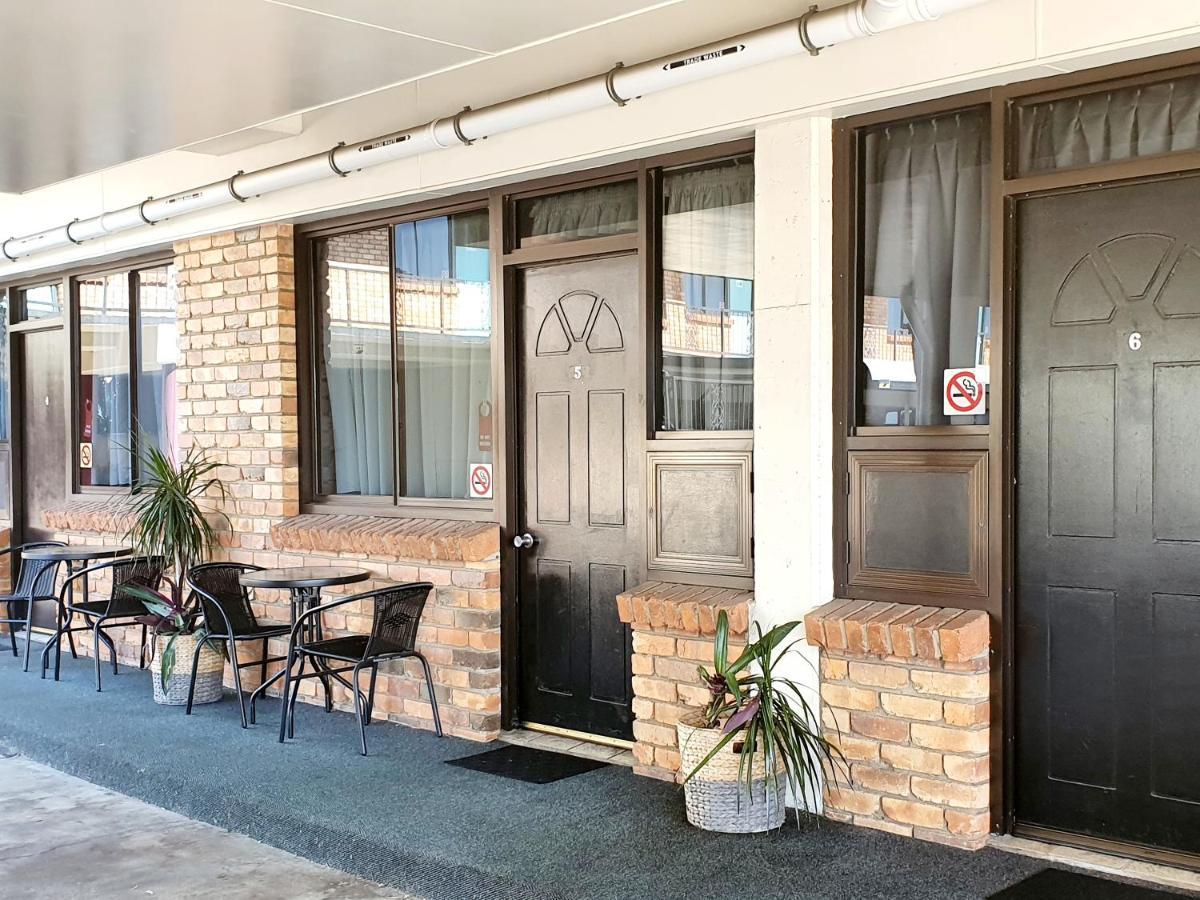 Archer Park Motel Rockhampton Exterior foto