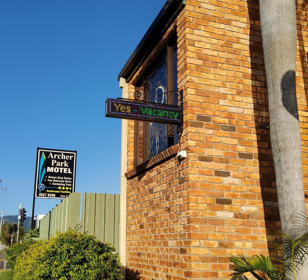 Archer Park Motel Rockhampton Exterior foto