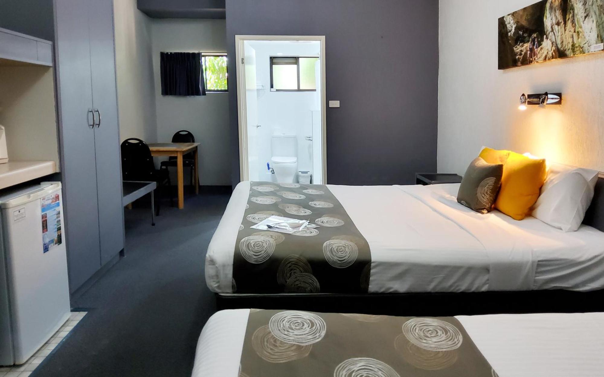 Archer Park Motel Rockhampton Habitación foto