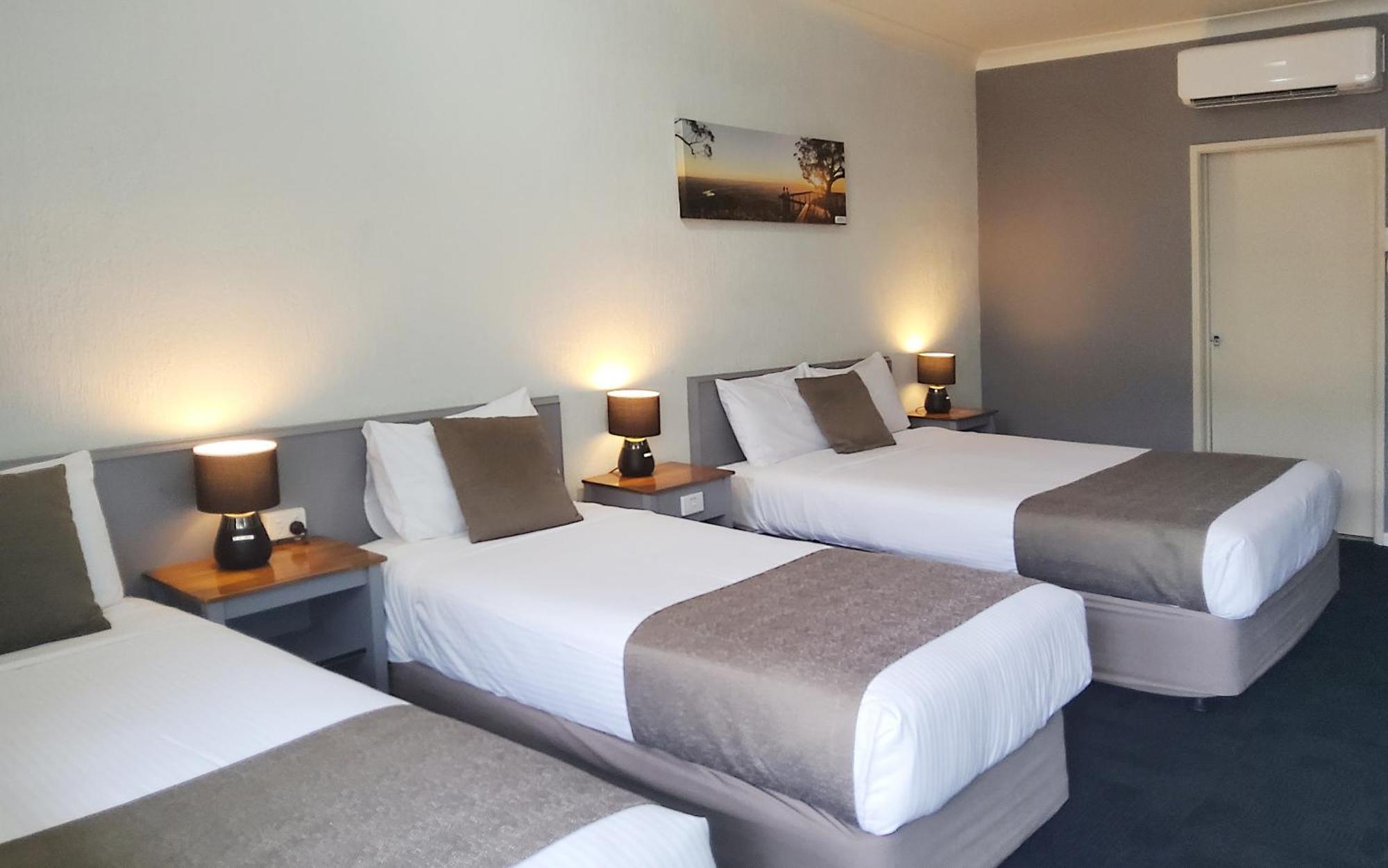 Archer Park Motel Rockhampton Habitación foto
