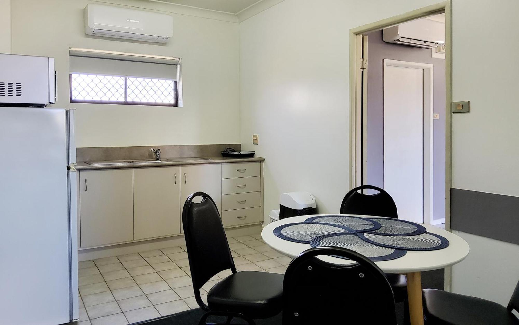Archer Park Motel Rockhampton Habitación foto